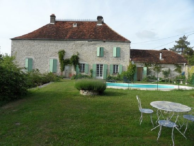 Belle Demeure à Vendre En Haute Marne, Sur 3 200 M² De Terrain ...