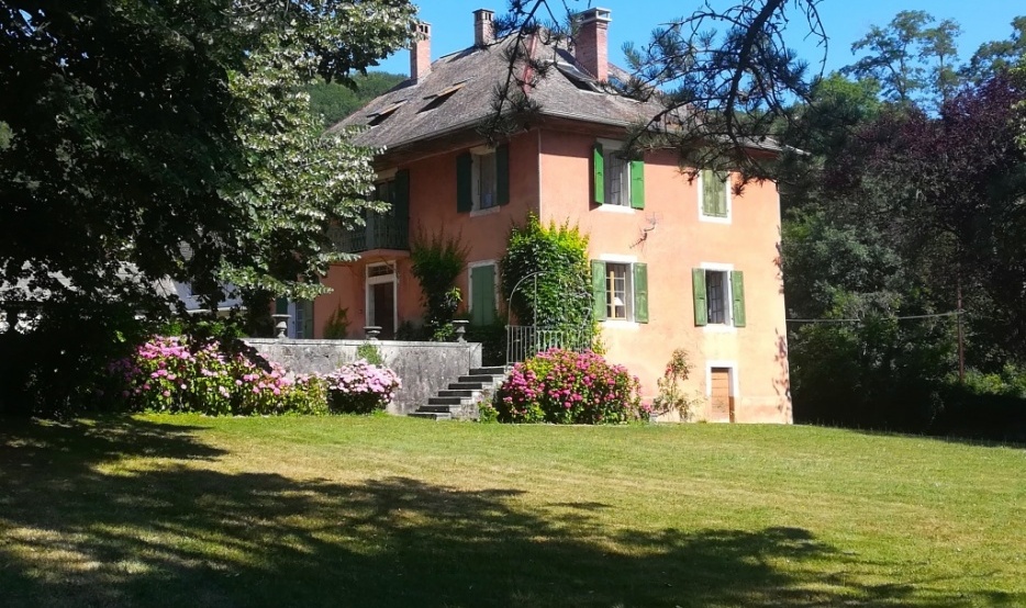 Immobilier de prestige, châteaux à vendre, domaines  Terres & Demeures