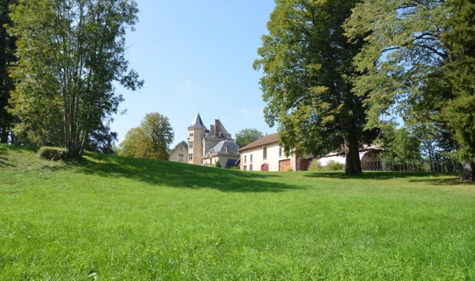 Immobilier de prestige, châteaux à vendre, domaines  Terres & Demeures